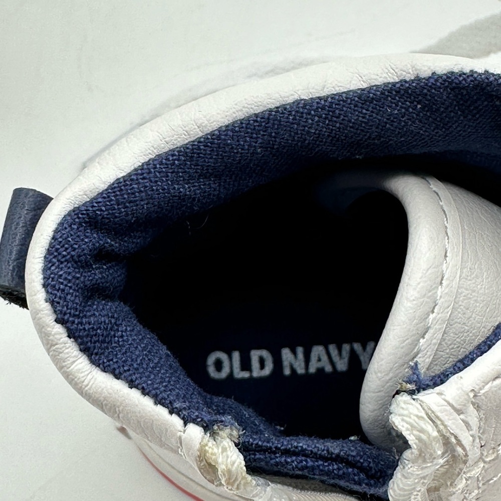 Kids Boys Old Navy 8 Toddler White Shoes Ankle Faux Leather High Top Lace Up - Picture 9 of 10